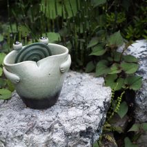 インテリアに馴染む陶器の蚊遣り