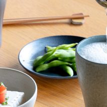 暑い日のごほうびに。信楽焼の器で味わう、至福の一杯
