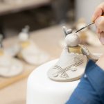 春を待つ、雛人形づくり